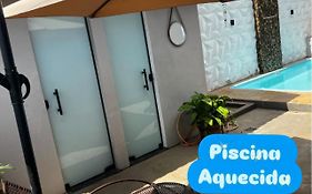 Casa de campo, piscina climatizada Próx a feira de malhas em Socorro SP